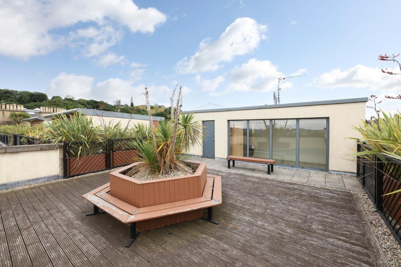 Joivy Spacious 2 Bed,2 Bath Flat, Free Parking And Rooftop Terrace EDI Exterior foto